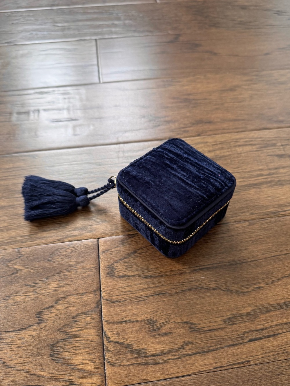 Sezane Velvet Square Jewelry Box with Tassel - Navy Blue